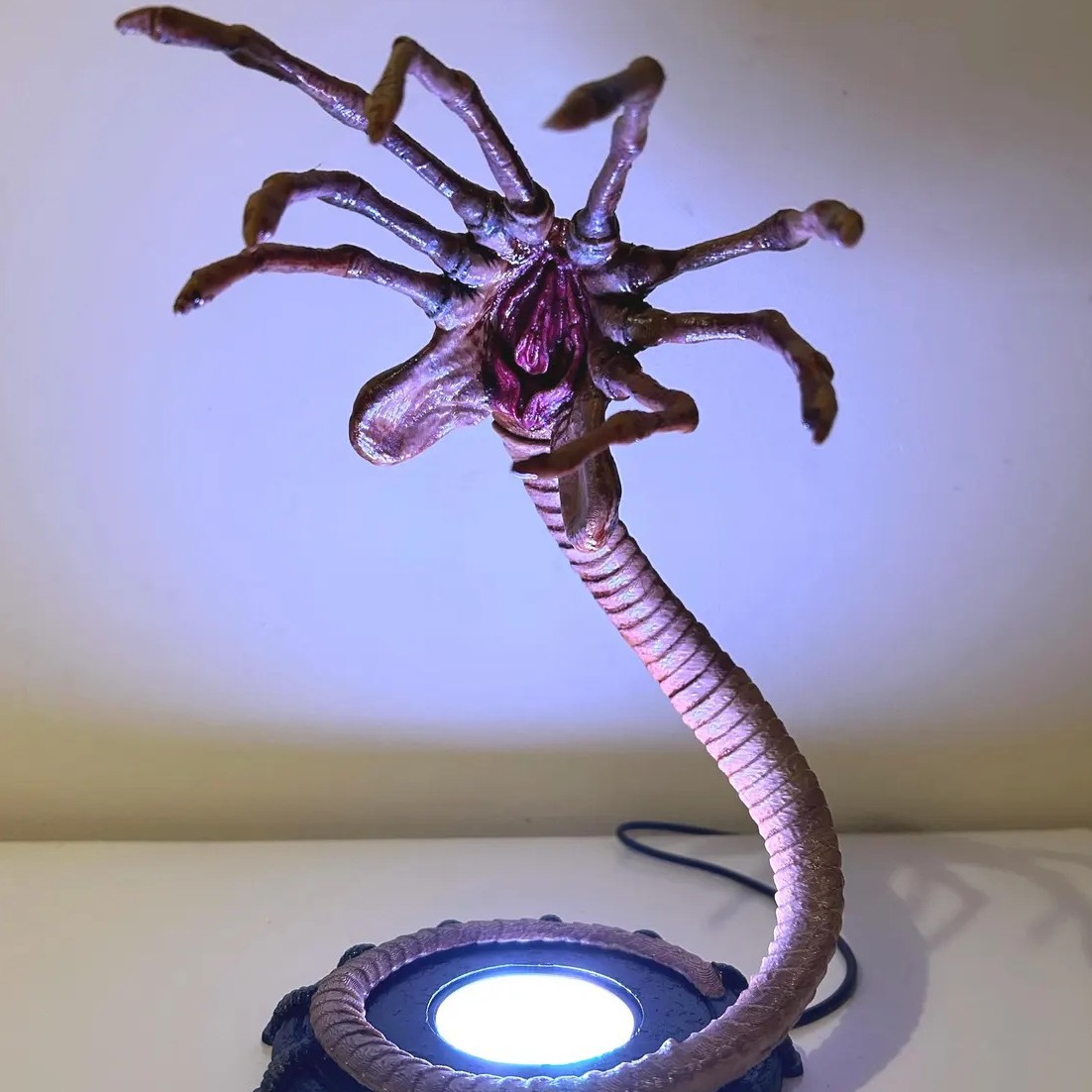 Halloween Party Supplies - Luminária Alien Facehugger, Decoração de Abóbora