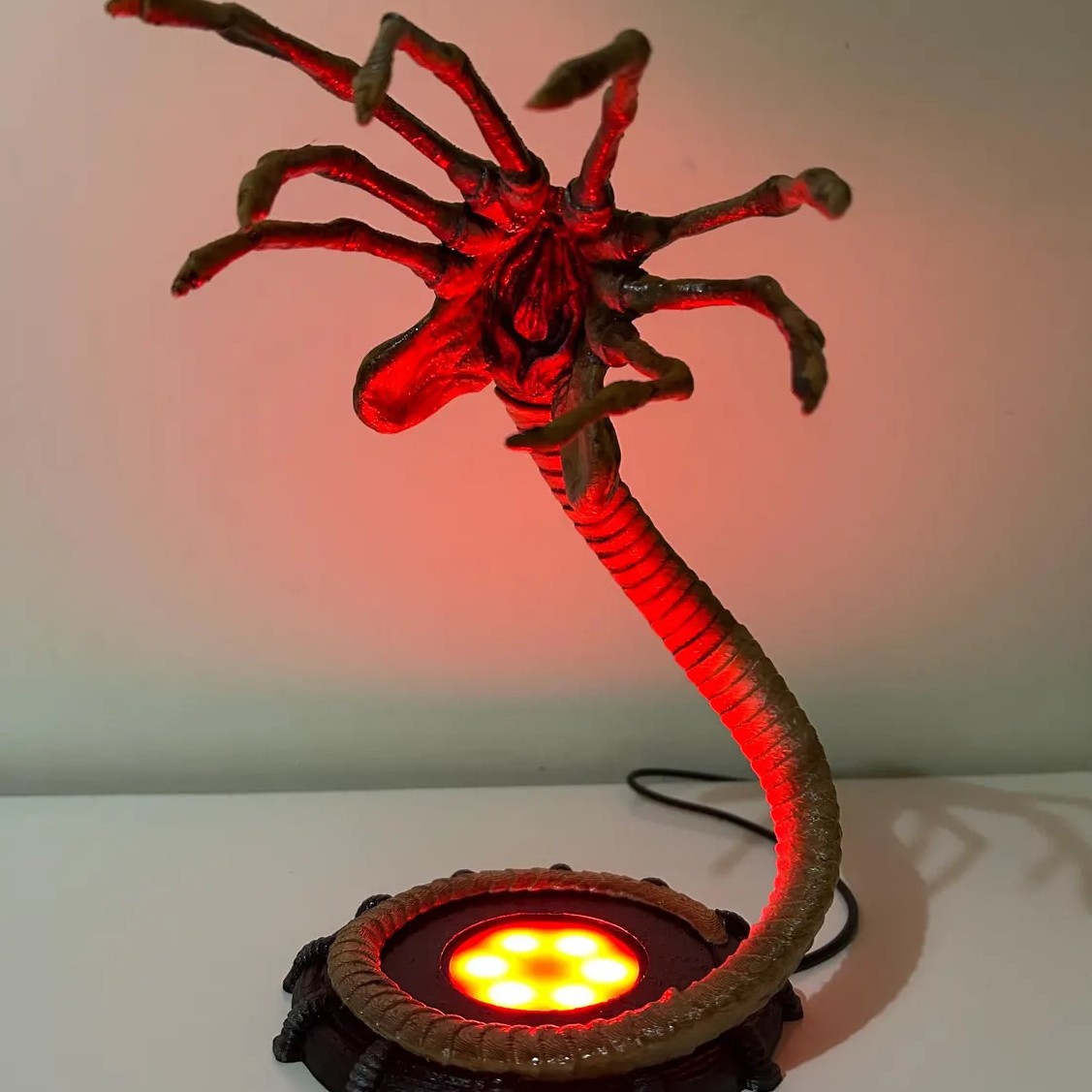Luminária Alien Facehugger, De - Halloween Party Supplies avaliação e preço